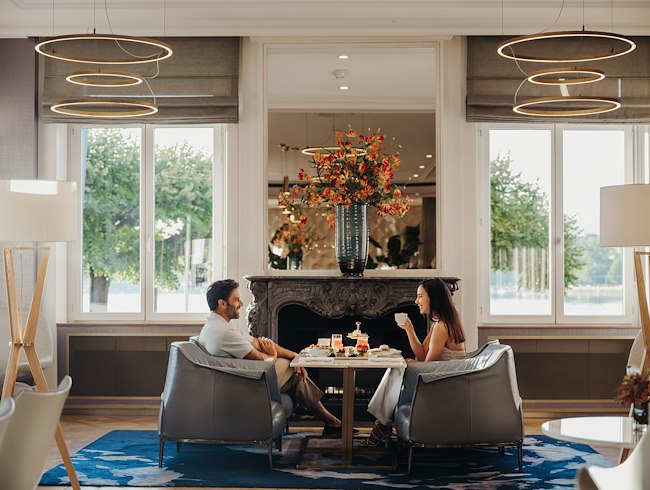 Brunch au Bord du Lac